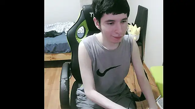 Twink martinboy online show from January 8, 1:11 am