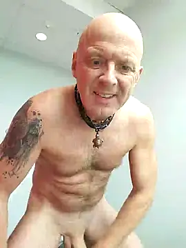 Snapshot of Alwaysreadysex69 chatting on December 4, 2:26 pm Alwaysreadysex69 online show from December 4, 2:26 pm