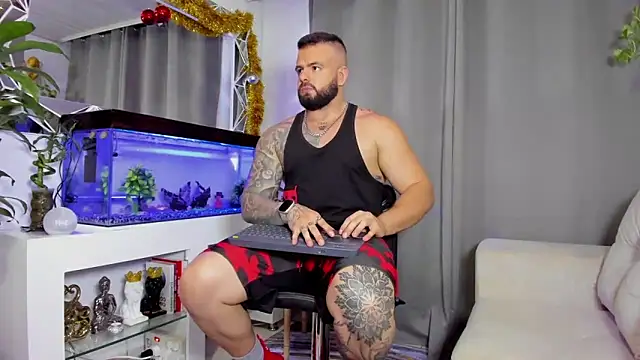 Snapshot of Johnnygrayson1 chatting on December 18, 10:46 pm Johnnygrayson1 online show from December 18, 10:46 pm