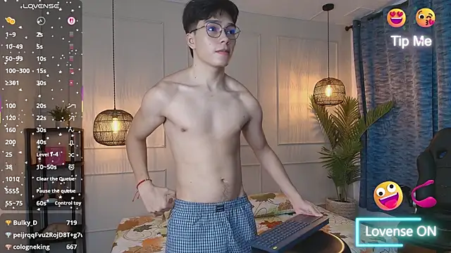 luandy online show from April 3, 11:40 am