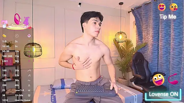 luandy online show from March 5, 11:39 am