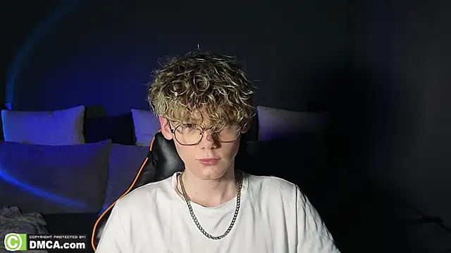 Keytaro online show from March 12, 11:23 pm