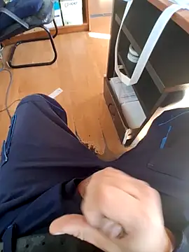 Snapshot of voupap6310 chatting on October 29, 8:50 am voupap6310 online show from October 29, 8:50 am