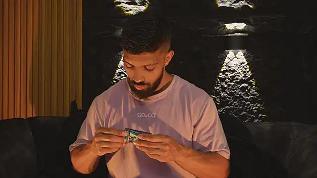 DannSaenz online show from October 28, 1:13 pm