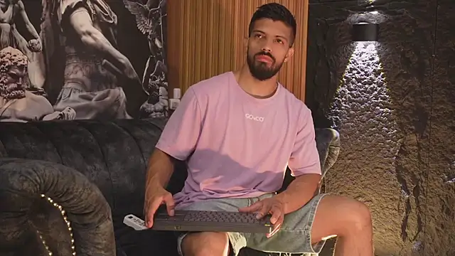 DannSaenz online show from November 3, 2:41 pm