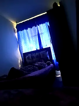 alexmoragomez online show from April 2, 2:03 pm