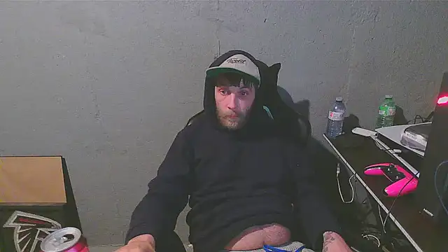 Snapshot of Superoz77 chatting on December 5, 3:15 am Superoz77 online show from December 5, 3:15 am