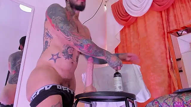 dilan scootk  online show from March 5, 7:54 pm