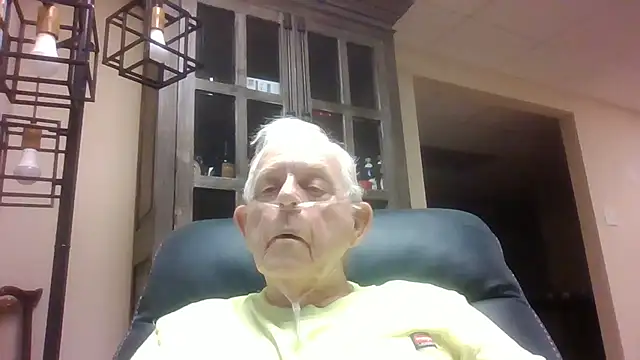 bootlegmanz online show from November 24, 7:15 pm