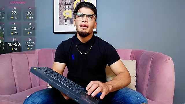 Snapshot of dante_fox_ chatting on March 7, 10:54 pm dante fox online show from March 7, 10:54 pm