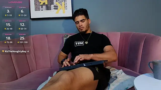 Snapshot of dante_fox_ chatting on February 27, 1:02 am dante fox online show from February 27, 1:02 am