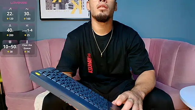 Snapshot of dante_fox_ chatting on March 21, 9:45 pm dante fox online show from March 21, 9:45 pm