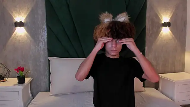 Alexiis Etereo online show from March 2, 7:32 pm