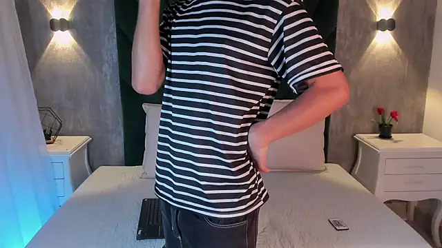 Alexiis Etereo online show from March 28, 7:36 pm