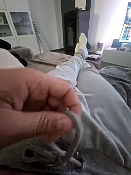 Leonormaldick online show from October 26, 1:13 pm