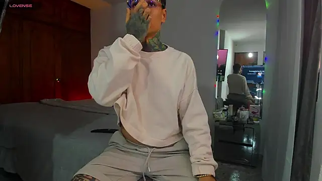 Jordyrodriiguez online show from February 12, 6:30 pm