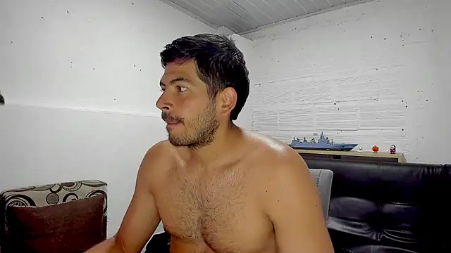 Snapshot of Himoreno25 chatting on January 10, 3:27 pm Himoreno25 online show from January 10, 3:27 pm