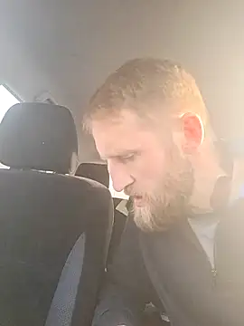 otterlover123 online show from February 14, 9:10 pm