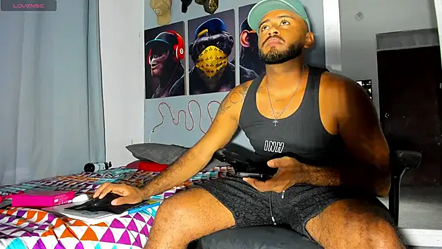 Snapshot of Hardboy_latin chatting on October 20, 12:36 am Hardboy latin online show from October 20, 12:36 am