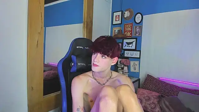 VladHellsing4 online show from January 3, 2:08 pm