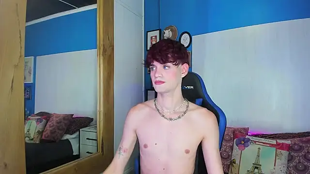 VladHellsing4 online show from December 24, 4:11 am