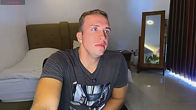 tommy cumfinger online show from July 21, 2:02 am
