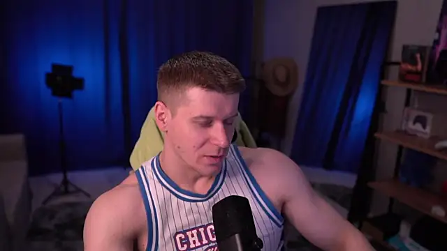 Bruno Banani online show from March 26, 5:28 pm