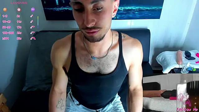 Piggy Eddy online show from September 14, 8:55 pm