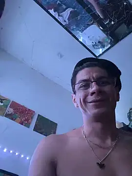 latino1986 online show from January 30, 12:59 pm