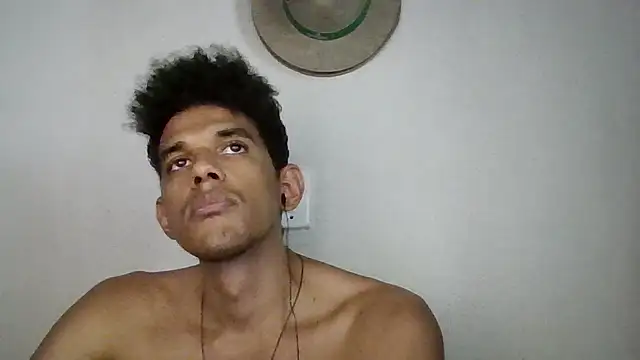 Snapshot of RenziTatte chatting on October 5, 5:50 pm RenziTatte online show from October 5, 5:50 pm