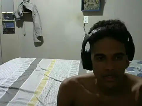 Snapshot of RenziTatte chatting on December 9, 3:07 am RenziTatte online show from December 9, 3:07 am