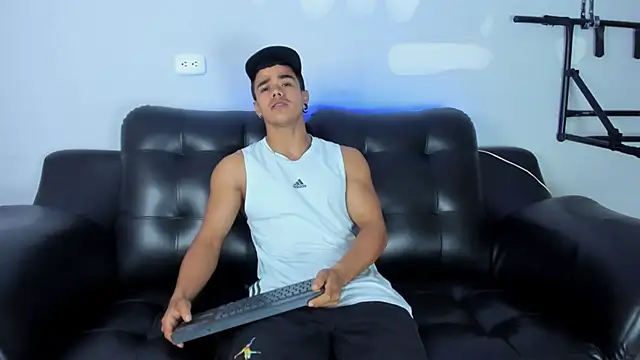 Rob saenz  online show from March 6, 1:03 pm