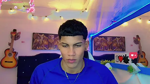 Damian latinxxx online show from February 7, 5:40 pm