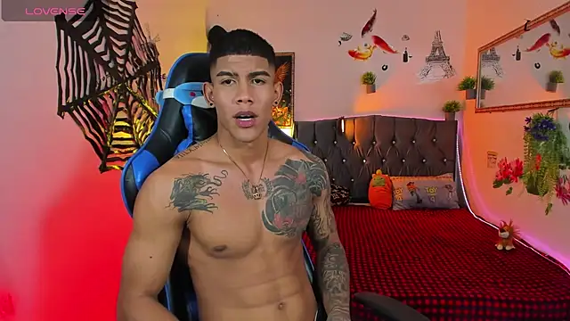 Damian latinxxx online show from October 7, 3:21 am