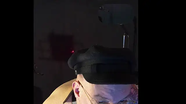 ShamelessMan online show from December 7, 3:30 pm