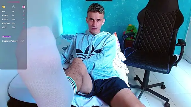 bray hotboy777 online show from December 5, 3:06 pm