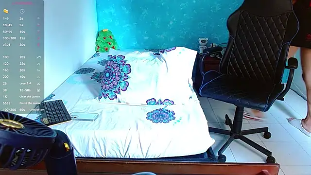 bray hotboy777 online show from December 31, 4:35 pm