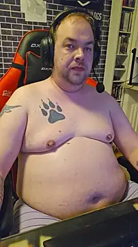 PupW0lfy online show from February 16, 7:12 pm