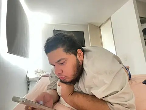 chavarro889 online show from February 16, 7:49 pm