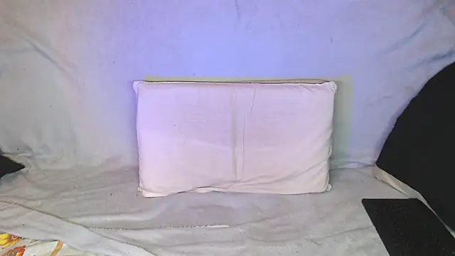 qustci-couple online show from October 15, 7:43 pm