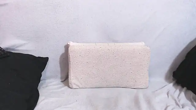 qustci-couple online show from January 29, 6:18 pm