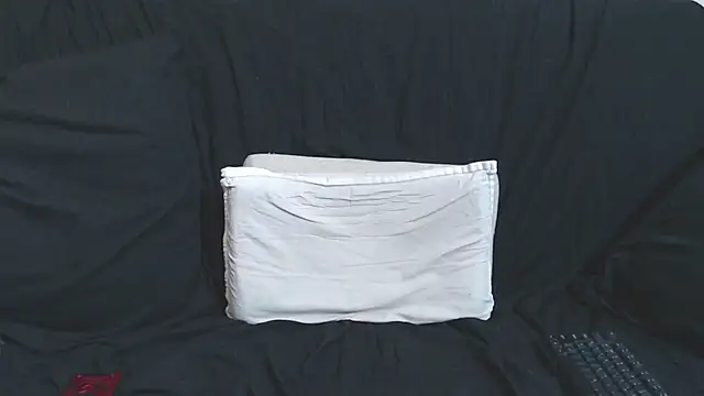 qustci-couple online show from March 2, 6:46 pm