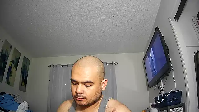 JooveyRose online show from March 19, 4:02 pm