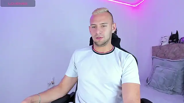 Damon Bakert online show from October 27, 3:25 pm