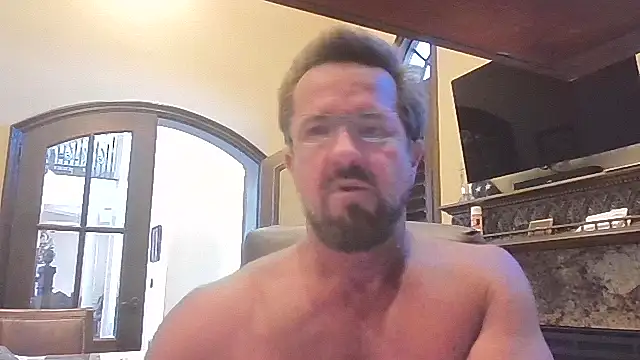 sluttydylan online show from October 21, 9:50 pm