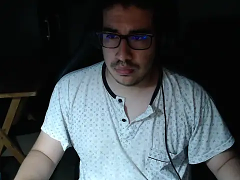 thealfawolf01 online show from December 13, 4:54 am