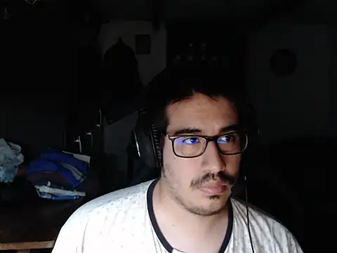 thealfawolf01 online show from December 29, 3:00 am