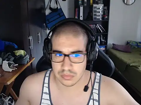 thealfawolf01 online show from March 19, 8:23 pm