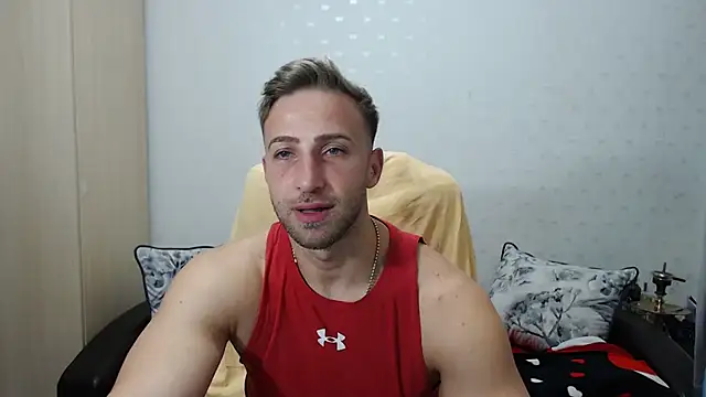 PrinceEagle online show from October 26, 9:39 pm