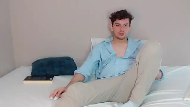 Elio555 online show from December 24, 12:00 am